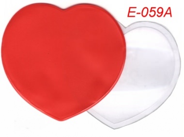 Magnifier cut in heart shape , portable and convenience for every situation. Light and thin for pocket and Wallet.