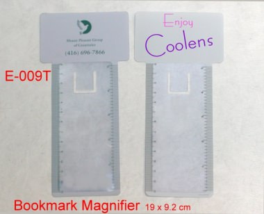 Wonderful bookmark in big T shape with magnifier and ruler scale for daily usage. The big white block is reserved for client’s logo printing.[育勝企業有限公司]