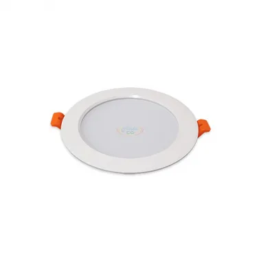 12W 4.5吋 LED崁燈，12cm嵌入孔，LED天花板嵌燈，節能省電，低消耗功率，光源均勻柔和，照射面積大，比傳統燈泡節電50%以上，100~240VAC(全電壓)。