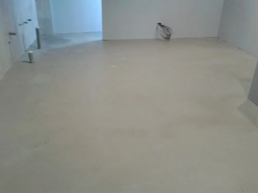 自平泥施工地坪地板工程