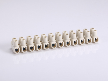 [盈明興業有限公司]